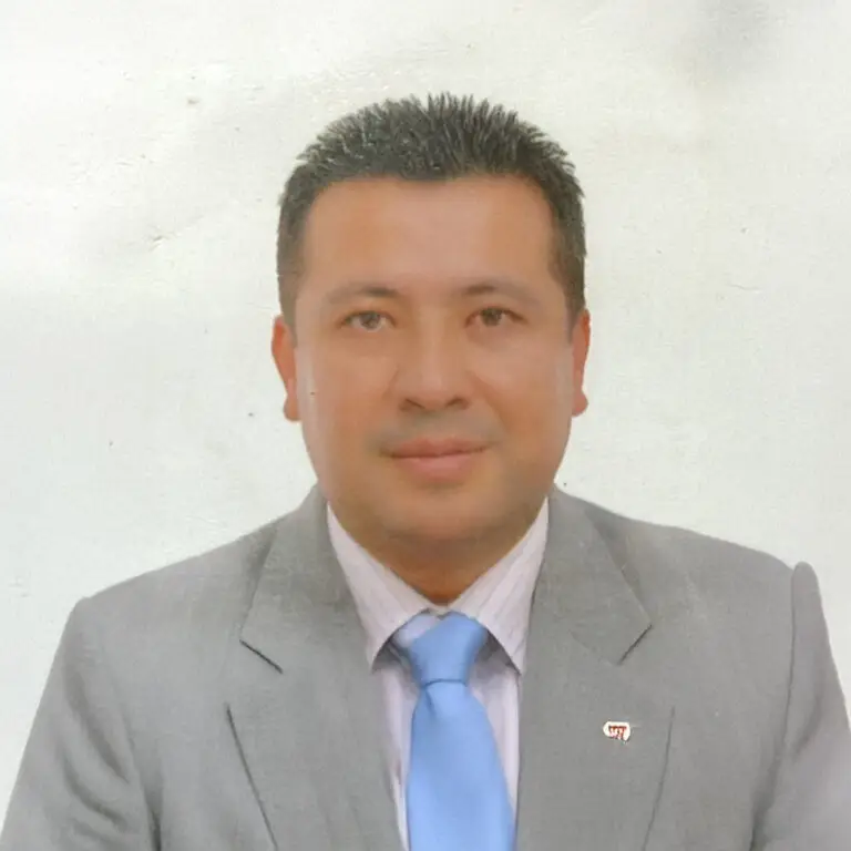 Dr. Carlos Gustavo Muñoz Diaz